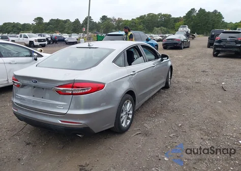 2020 Ford Fusion Se z USA, uszkodzony, nr VIN 3FA6P0HD9LR142404